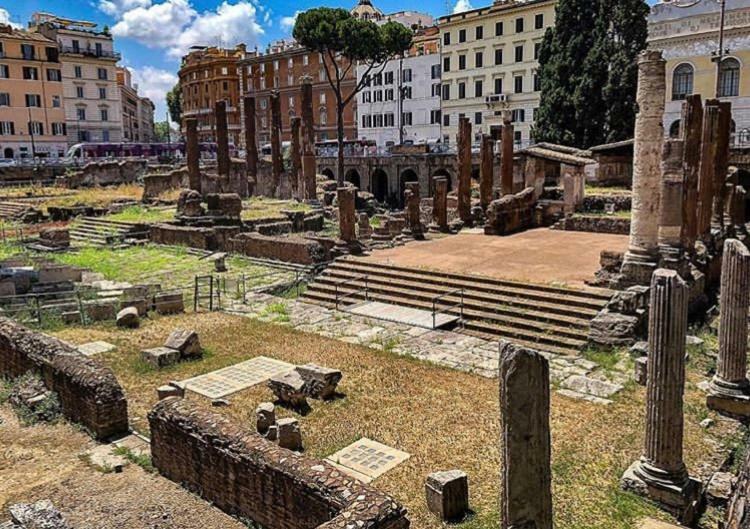 Ancient Roman Mansion Exterior photo